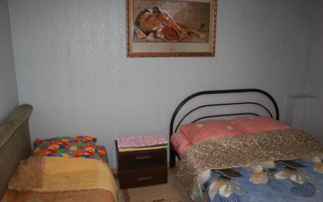 Guesthouse on Odesskaya 147