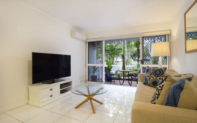 The White House Port Douglas