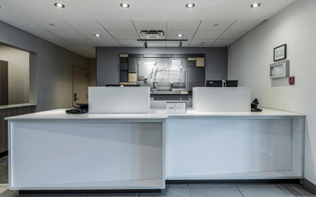Holiday Inn Express Hotel Saint - Hyacinthe by IHG