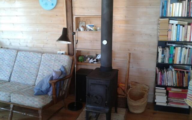 Beautiful Chalet with Terrace, Garden, Barbecue, Parking