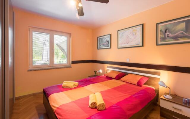 Apartment Josip Malin