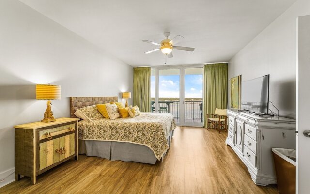 Crd1106 3 Bedroom Condo