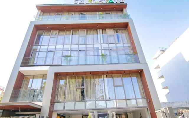 Saltstayz Select - Huda City Center