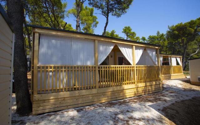 Apartments with a parking space Promajna, Makarska - 18846