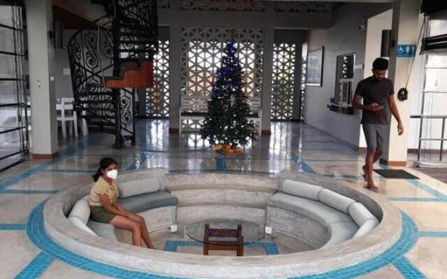 Apartment314 Oceanfront condos Nilaveli