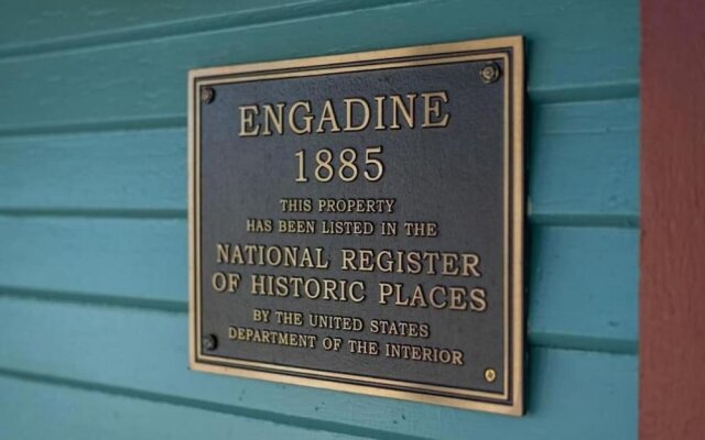 Historic Engadine House with 6 Suites