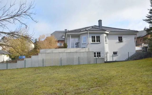 Beautiful Holdiday Home in Ulmen Near the Lake