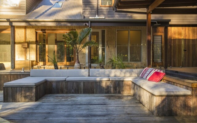 Apalie Retreat
