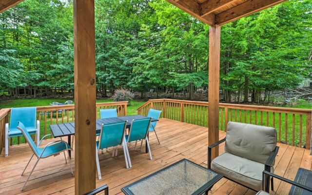 Spacious Tobyhanna Family Home: Pool/beach Access!