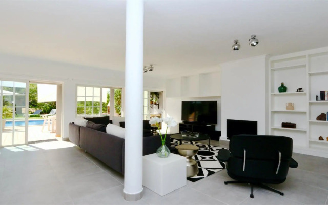 Vila Castro, Cleverdetails CD239