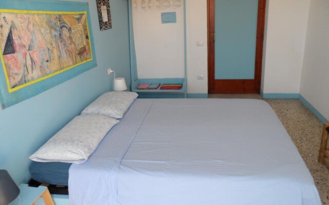 Hostello 8