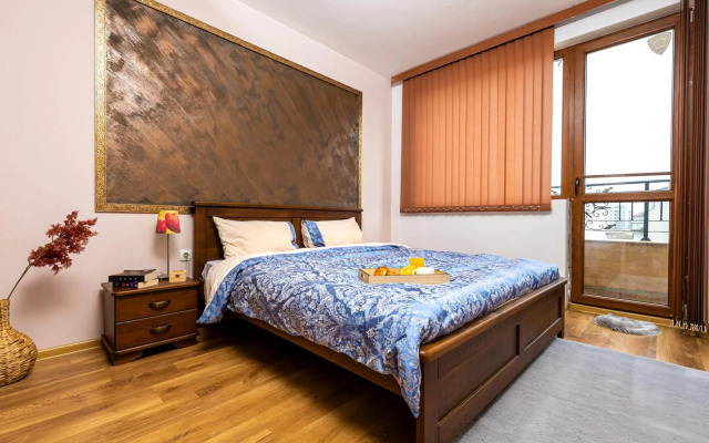 The Walnut 2BD Apartment