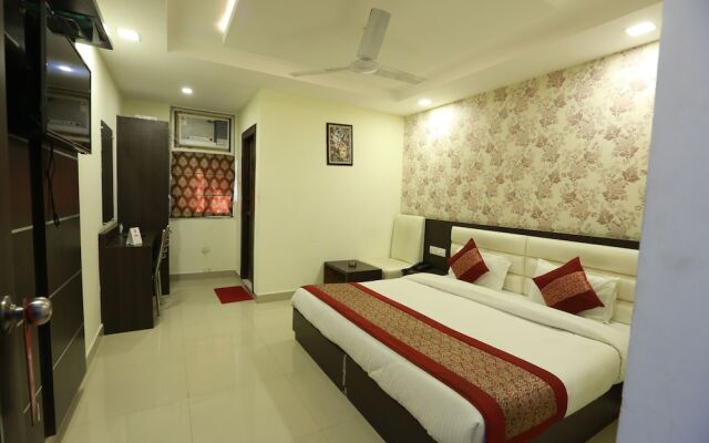 OYO 7473 Krishna Galaxy