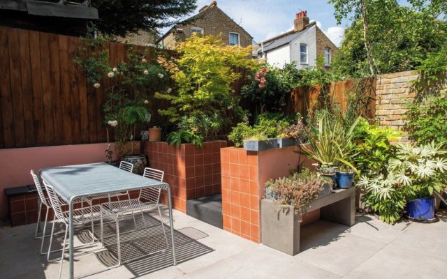 Stunning Hidden Gem W/private Courtyard - Hackney!