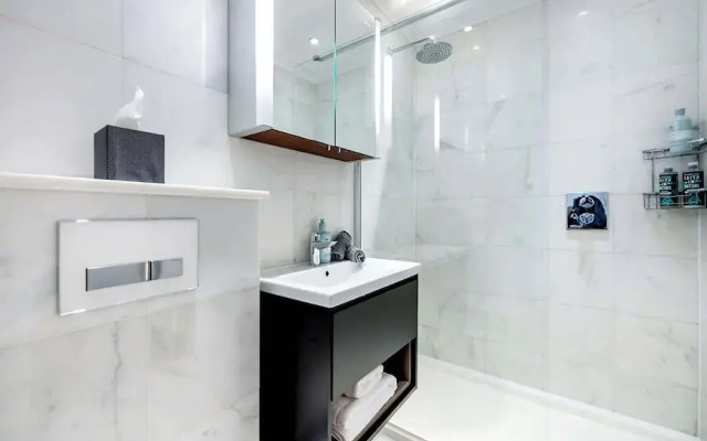 The Paddington Professional - by Out of Office Lifestyle