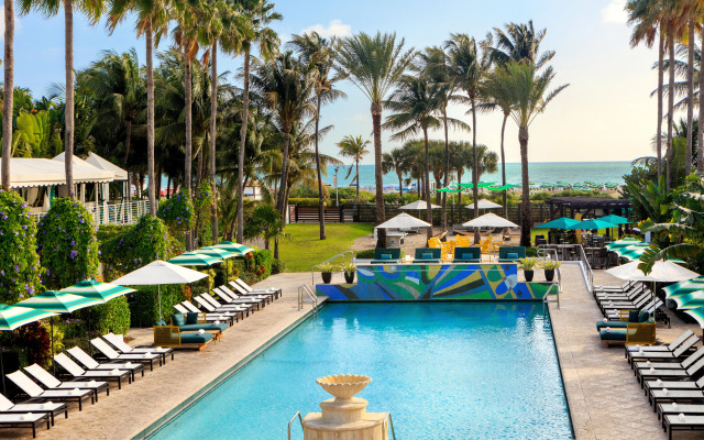Kimpton Surfcomber Hotel by IHG