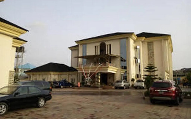 Helena Haven Hotels - Executive