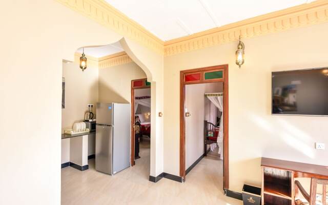 Tembo House Hotel