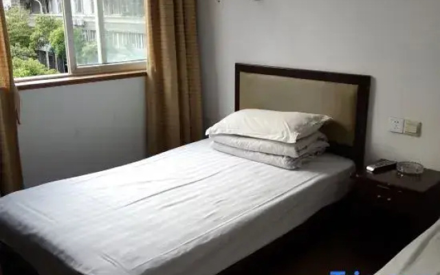 Ganglong Hotel