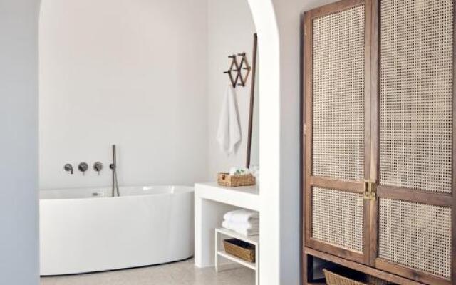 Belvedere Hilltop Rooms & Suites