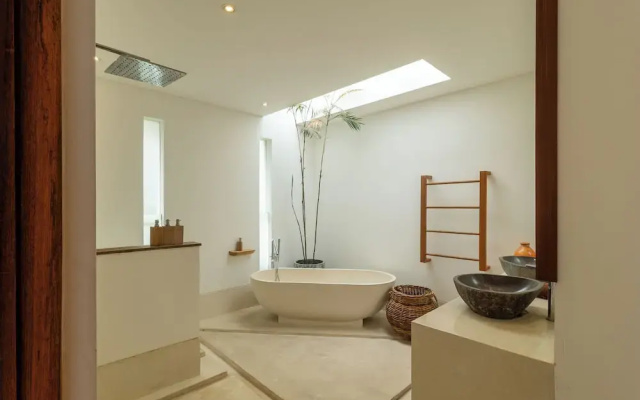 Madura Villa by Betterplace