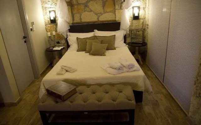 Five Senses Luxury Villas