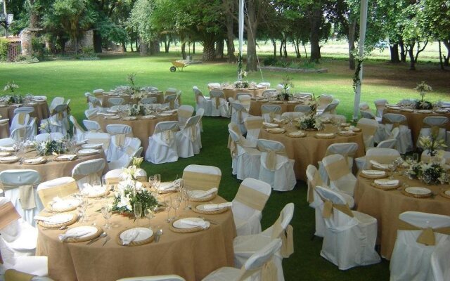 Hotel Rancho El 7