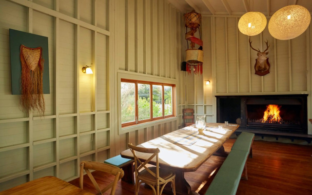 Awaroa Lodge