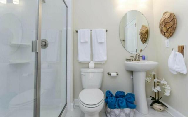 Amazing Champions Gate 7 bedrooms/6 bathrooms!