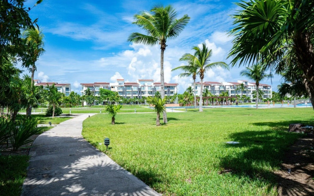 Mareazul 2 Bedroom Condo