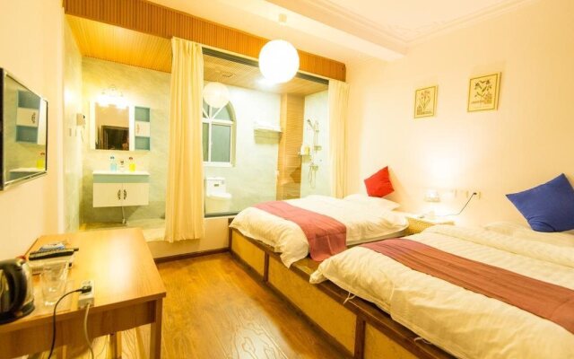 Dali Fairy Tale Boutique Hostel