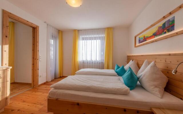 Garni Appartements Almrausch