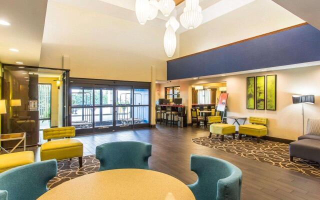 Comfort Suites Cookeville