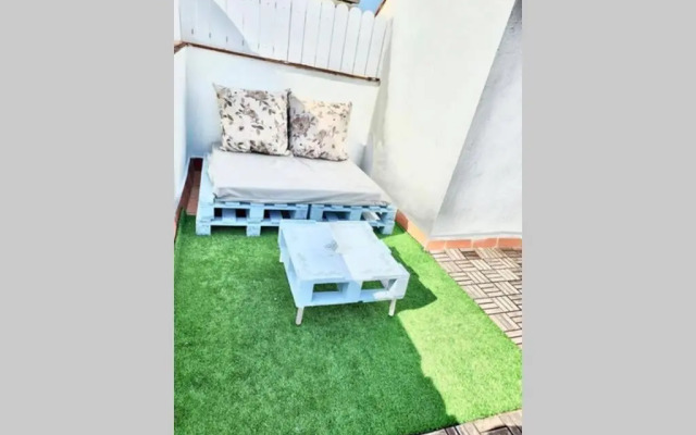 Céntrico Ático En Torredembarra Con Parking.