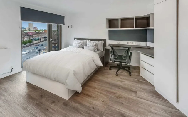 For Students Only Chapter White City in London