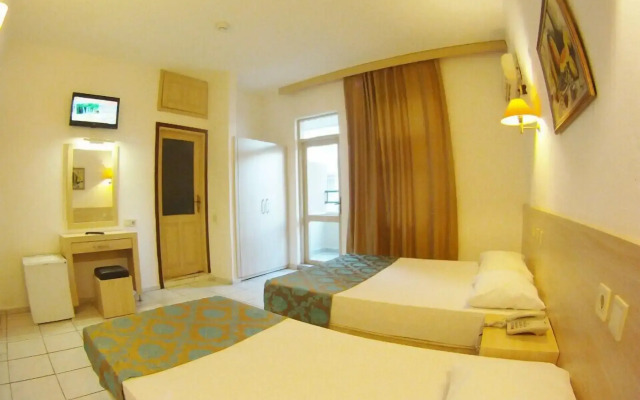 Kleopatra Carina Hotel