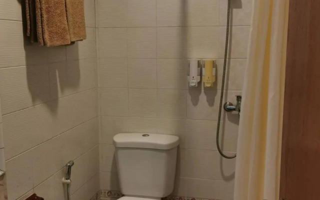 Baan Busarin Hotel