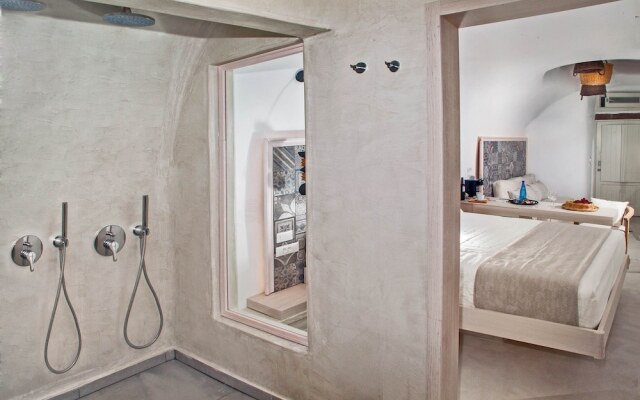 Antithesis Hotel