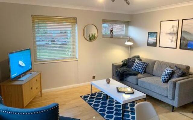 Accommodation Windsor Ltd - Lawrence Court
