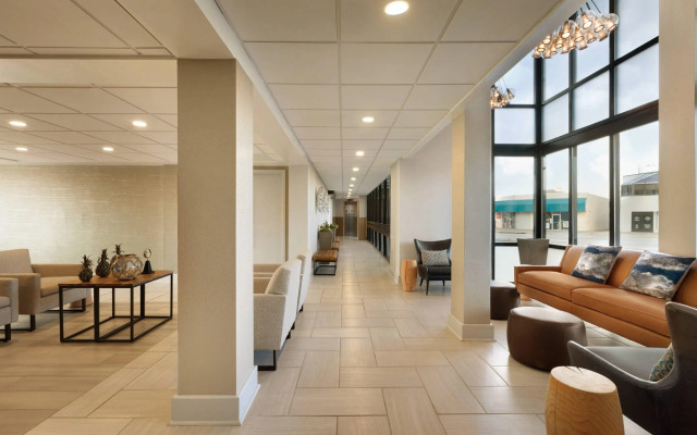 Surfbreak Virginia Beach Oceanfront, an Ascend Collection Hotel