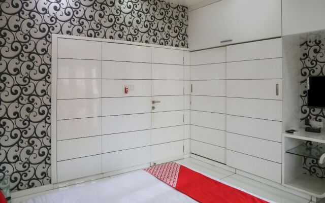 OYO 17286 Lrh Service Apartments