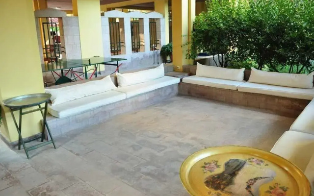 Palm Court Suites