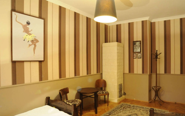 Hostel Deco