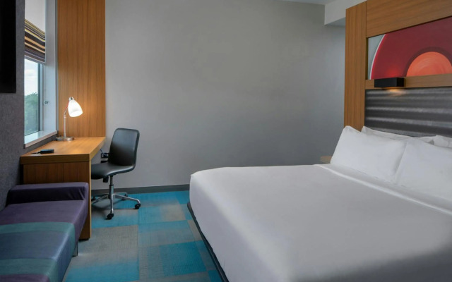 Hôtel Chateaubriand Champs Elysées