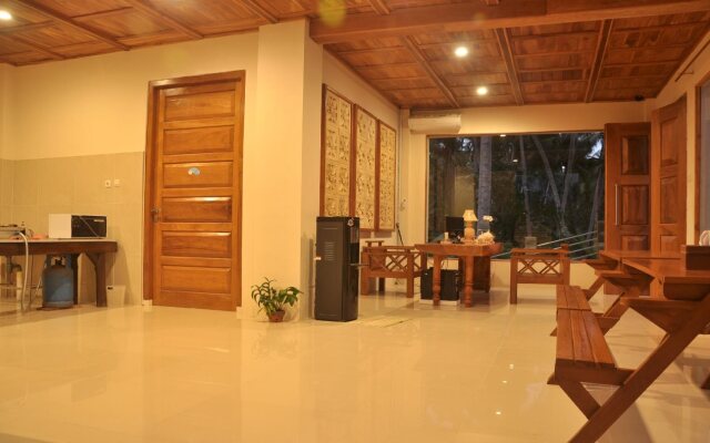 Crystal Beach Bali Hotel
