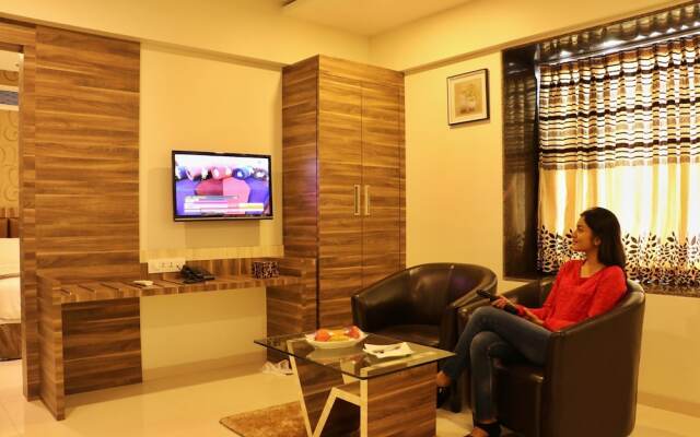 Click Hotel Sagar Plaza Chakan, Pune
