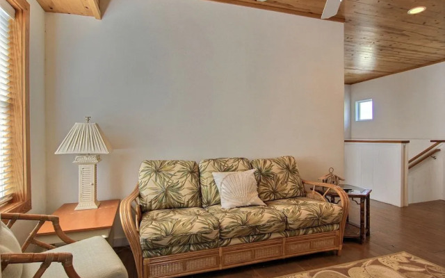 Vista Grande 932 by RedAwning