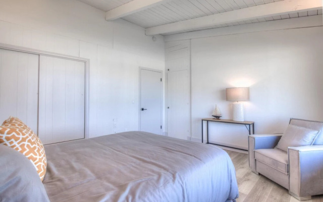 Moonstruck Beach House