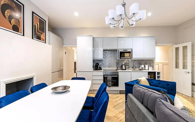 Beautiful Two Bedroom Abode in Notting Hill