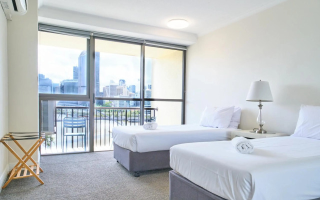River Plaza Apartments